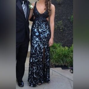 Sexy Black and Silver Sequin Prom Gown Size 2